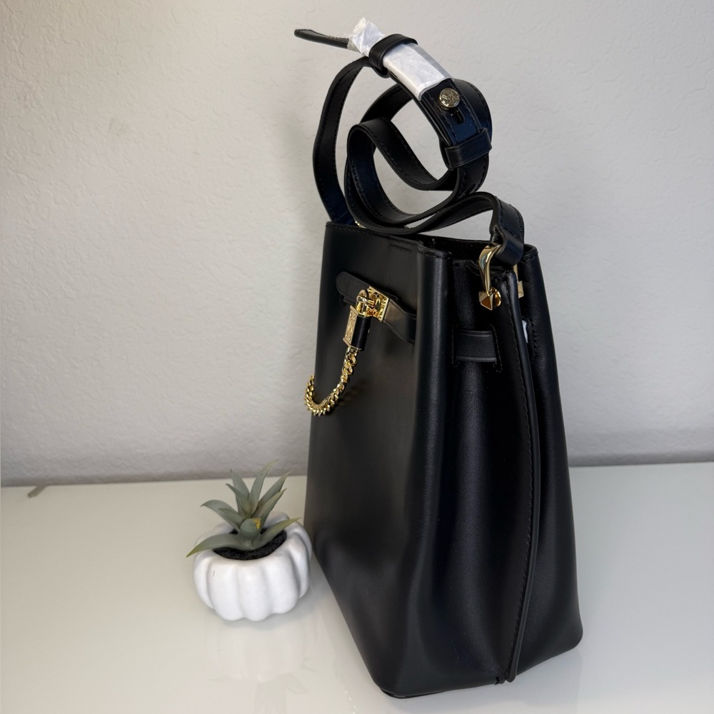 MICHAEL KORS Hamilton Legacy Messenger Bucket Bag Black NWT - Picture 6 of 10